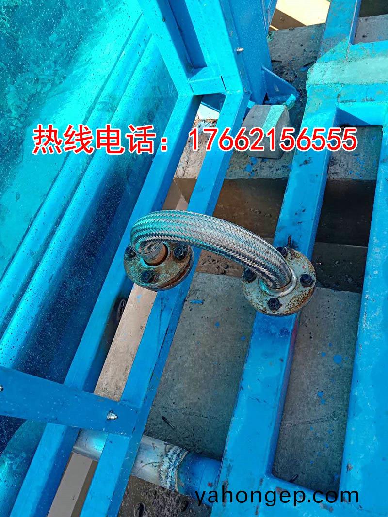 定製(zhi)版封閉洗車(che)機(ji)