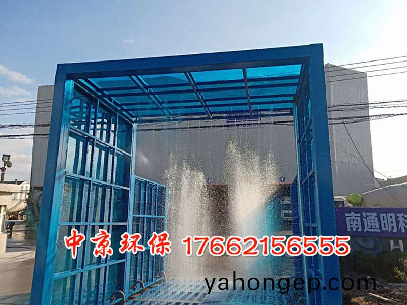 煤(mei)場(chang)工(gong)程(cheng)車(che)封閉(bi)洗車(che)檯(tai)